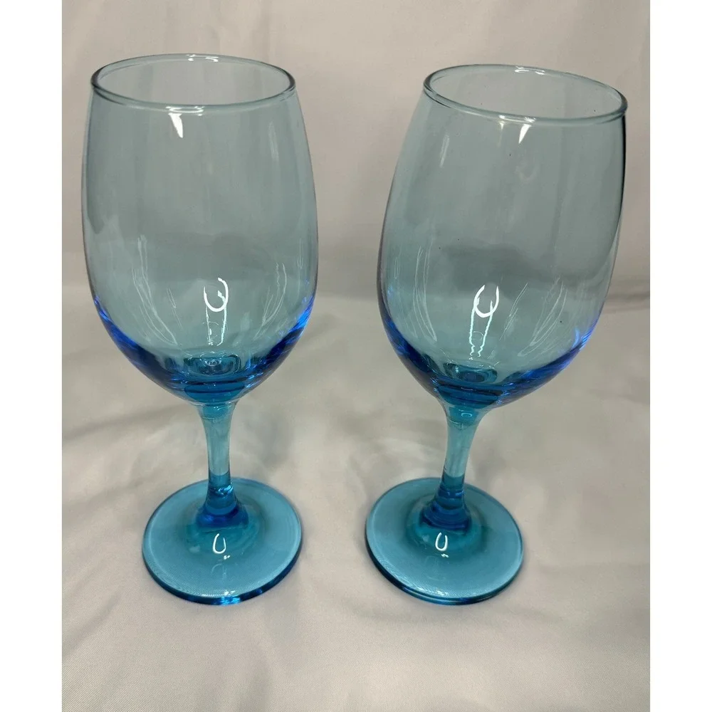 Vintage Coastal Americana Crystal Turquoise Wine Glasses‎ Set Of 2
